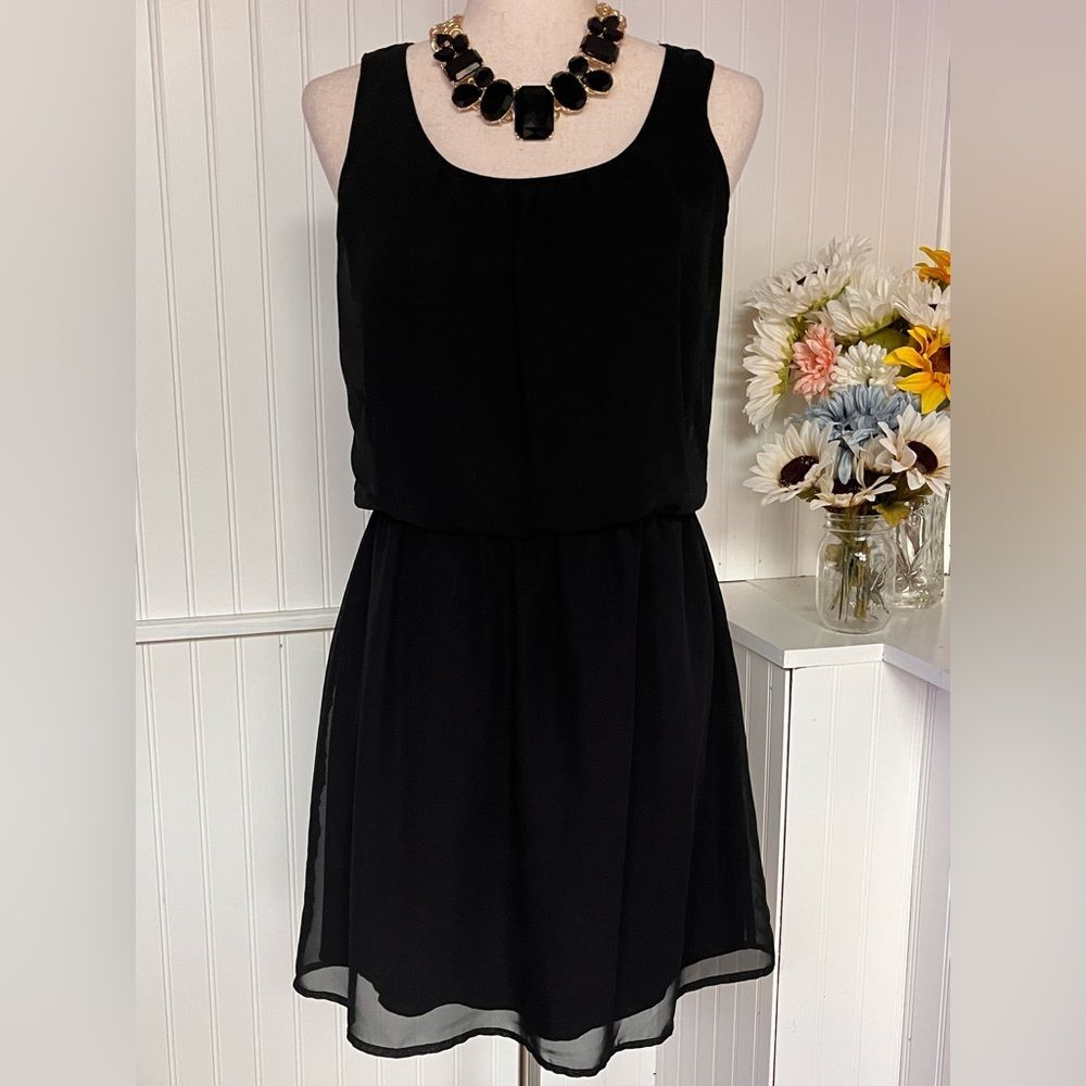 Black Sleeveless Lined Casual Dress